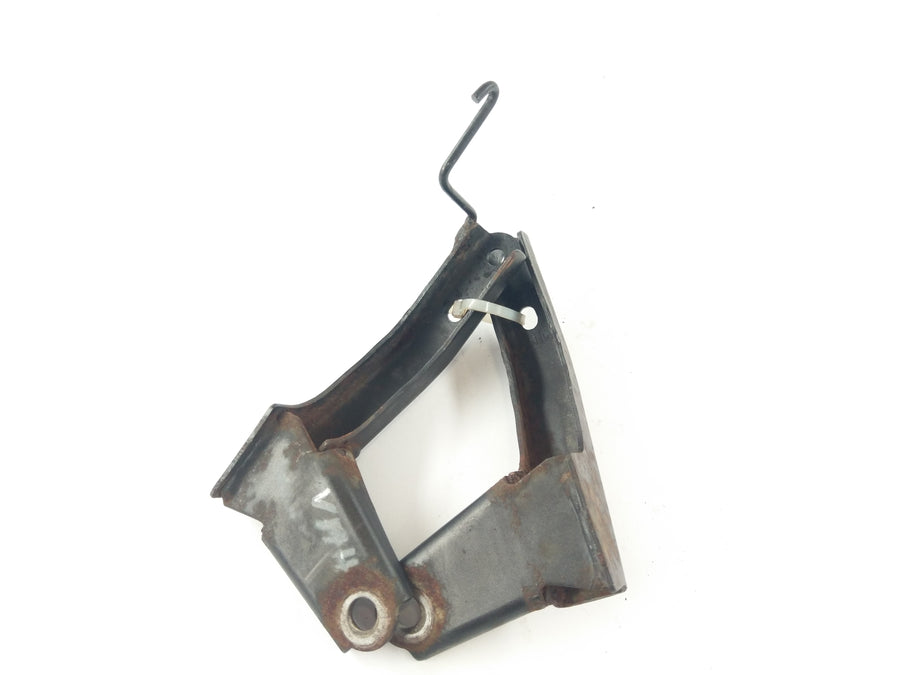 Honda CBR 125 JC34 [2006] - Motorholder i frontmotorholder