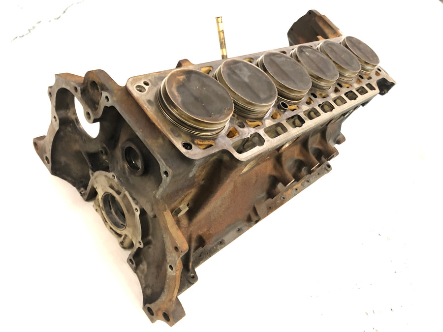 BMW M 535i E28 [1986] - Motorblokcylinder med stempel