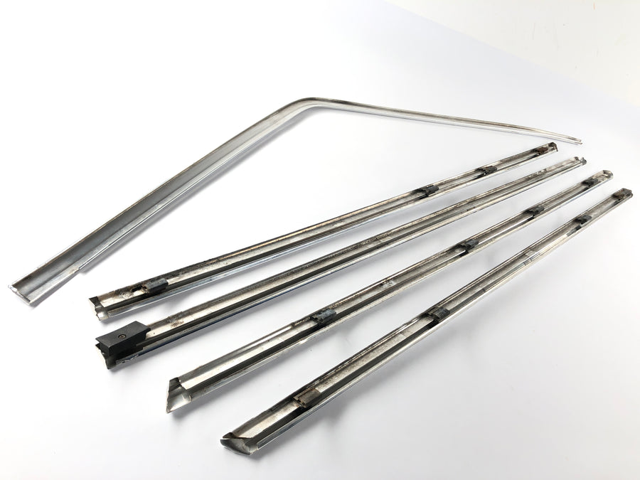 BMW M 535i E28 [1986] - Chrome -Decorative Strips Do Doors Inside