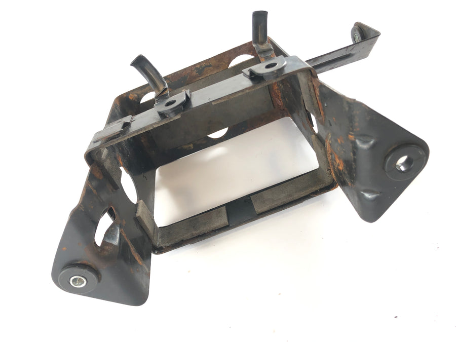 Suzuki DR 750 S SR41B [1988] - Batteri Box Battery Tag