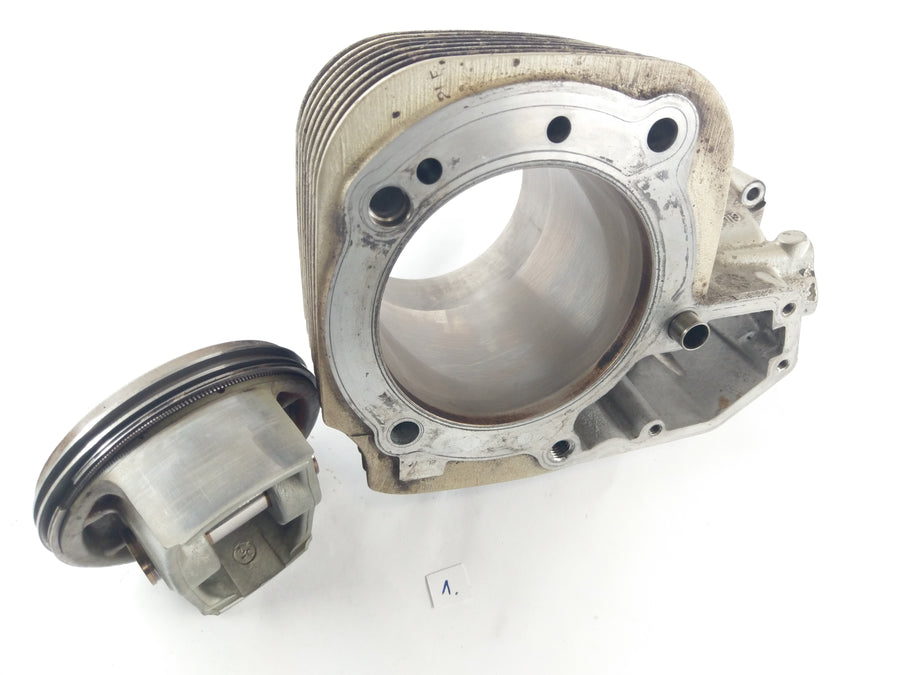 BMW R 1150 RT [2003] - Cylinder med stempler