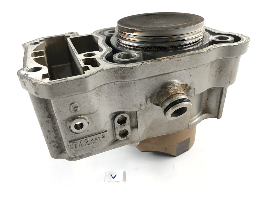 Honda Africa Twin XRV 750 RD07 [1993] - Cylinder med stempler foran