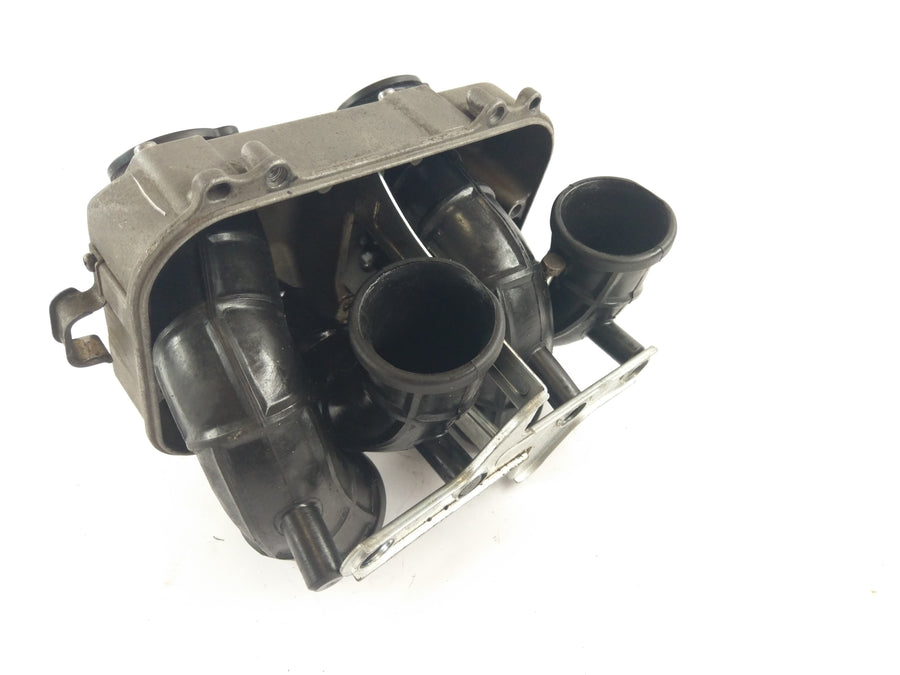Honda St 1100 SC26 Pan European [1990] - Indtagelse i karburatoren karburator