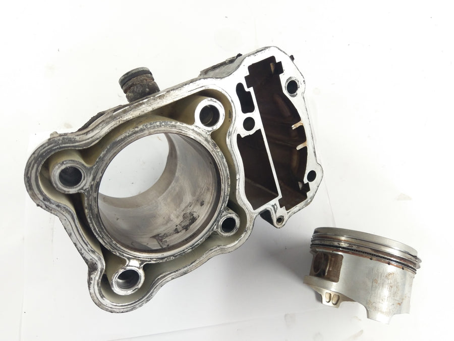 Honda XRV 750 Africa Twin RD04 [1991] - Cylinder og stempel