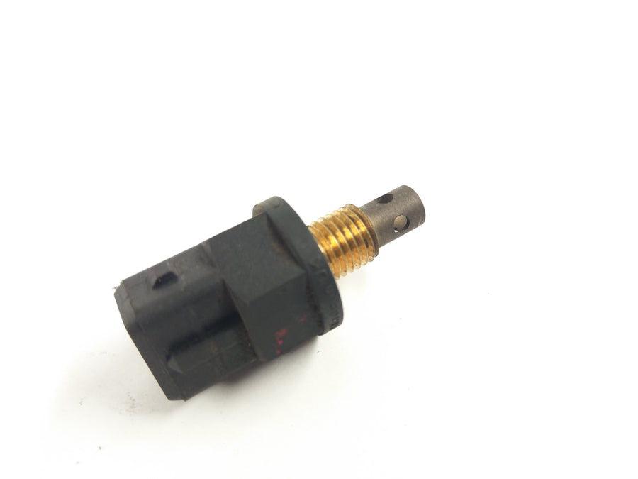 Triumph Speed ​​Triple T509 885i [1998] - Knock Sensor