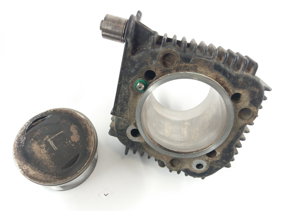 Cagiva Elefant 750 6B [1988] - Cylinder med stempler liggende cylinder