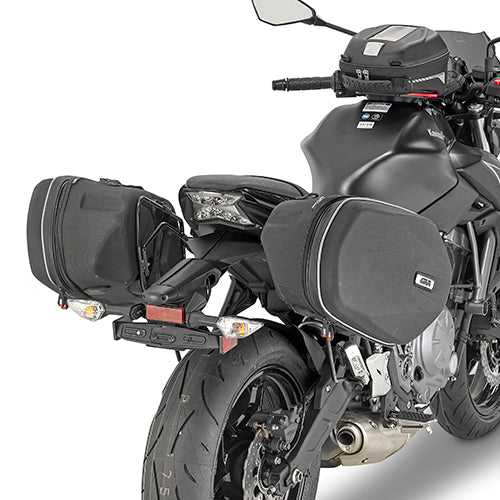 Kawasaki Z 650 [GIVI] - Abstandshalter für EASYLOCK Satteltaschen oder Satteltachen