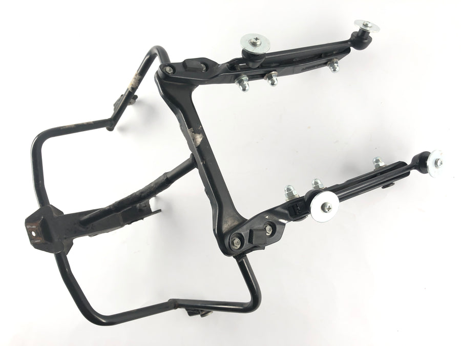 Moto Guzzi Norge 1200 LP [2006] - Beklædning Holder Front Bracket Windshield