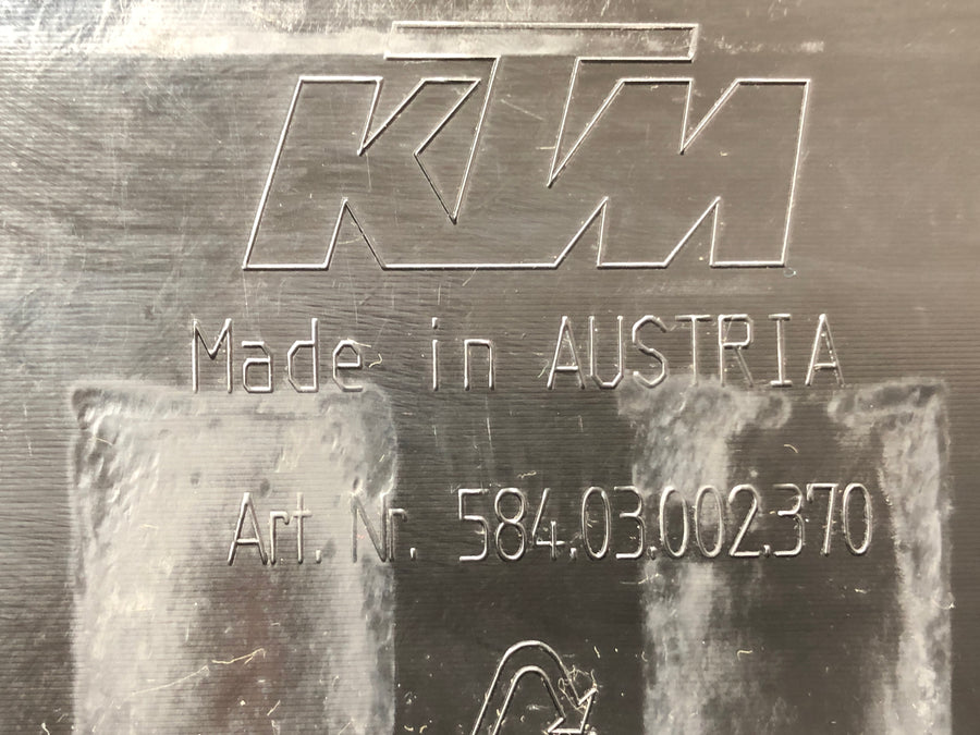 KTM 640 LC4 Adventure [2003] - Batteriejer