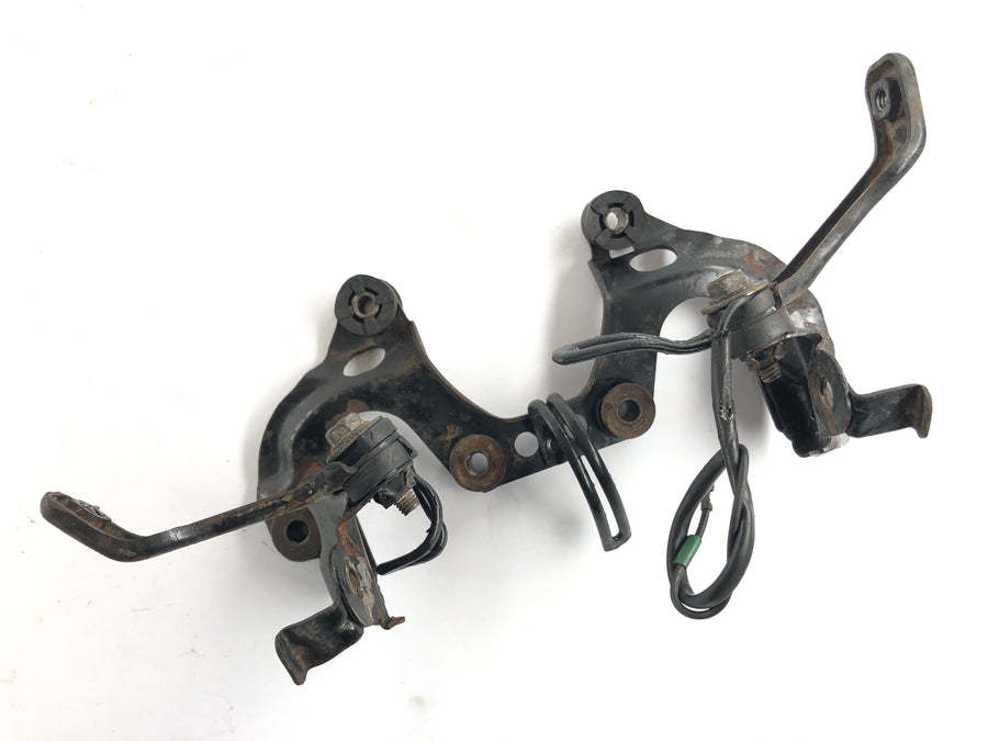 Honda XL 500 R PD02 [1983] - Cockpit Instrument Carrier Aggregate Holder