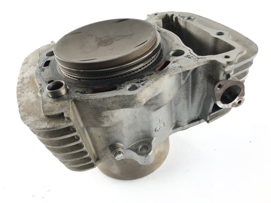 Kawasaki VN 1500 A VNAA [Alle år med konstruktion] - Cylinder med stempler i ryggen