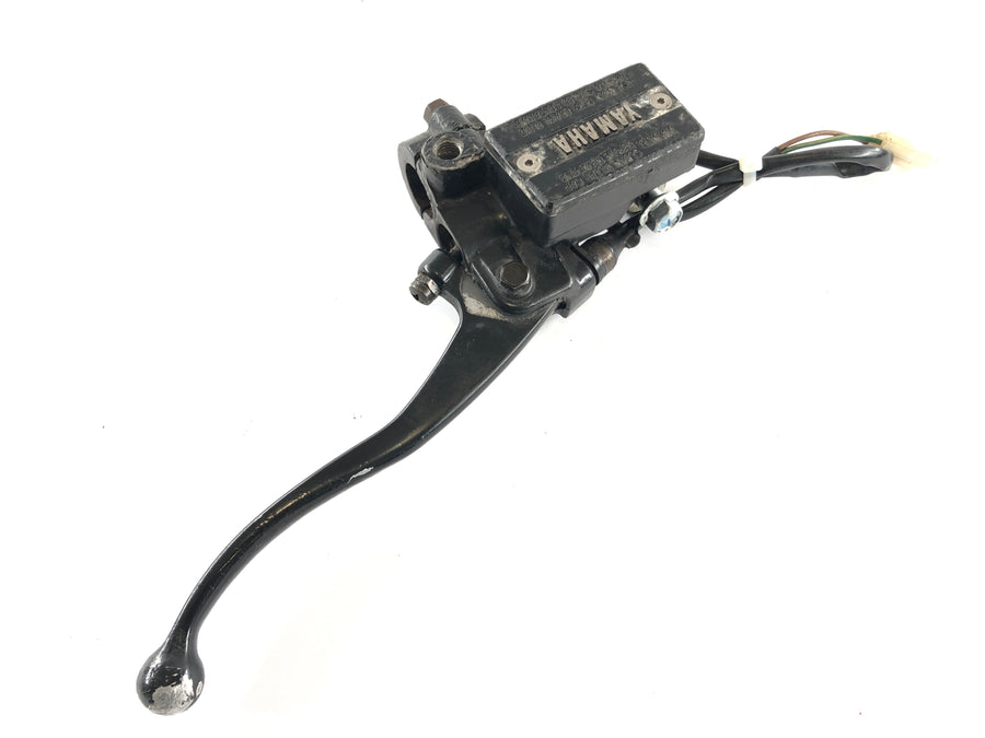 Yamaha XT 350 55V [1987] - Bremsepumpe foran med bremsearmen