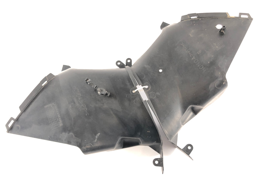 Honda VFR 800 FI RC46 [2000] - Clearing Interior Cladding Par