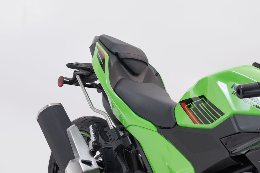 Kawasaki Z 500 Performance Akrapovic [2026] - PRO BLAZE H Satteltaschen-Set – Bild 4