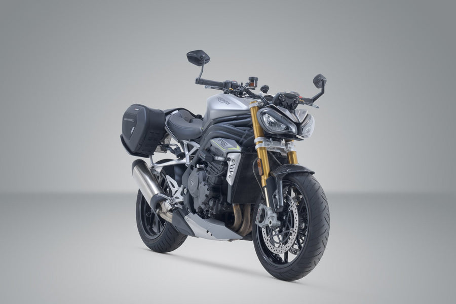 Triumph Speed Triple 1200 RR [2022-2025] - PRO BLAZE H sadeltaskesæt med EDGE-beskyttelse og varmebeskyttelse – billede 1