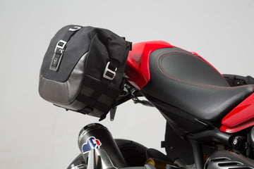 Ducati Monster 1200 [2017-2020] - Legend Gear LC1 & LC2 sidetaskesystem Black Edition - Billede 1