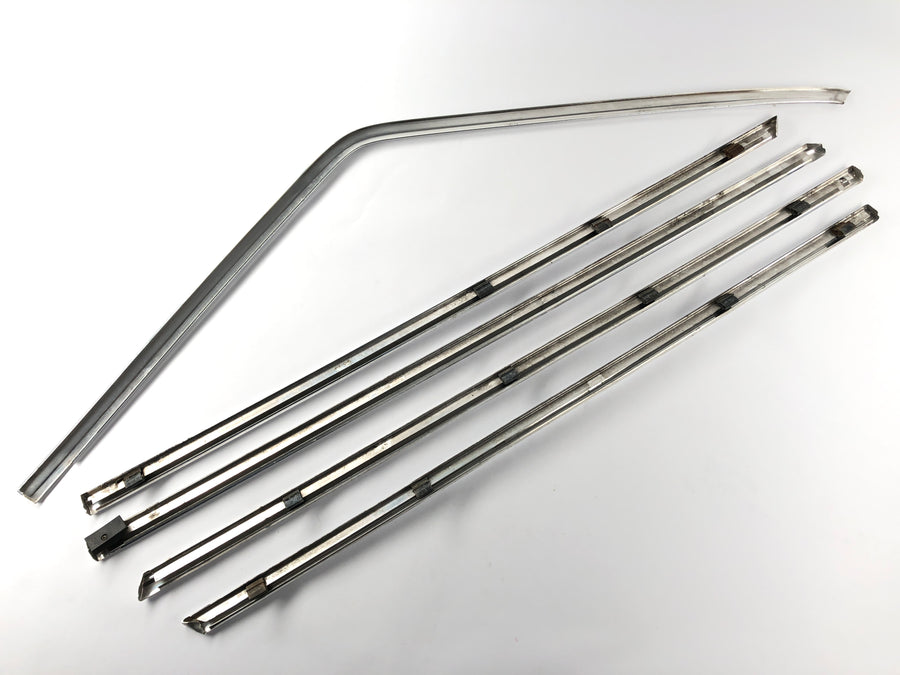 BMW M 535i E28 [1986] - Chrome -Decorative Strips Do Doors Inside