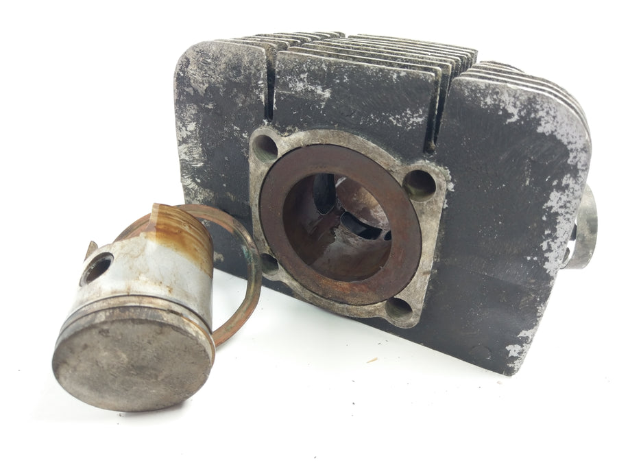 Yamaha Rd 250 350 - Type 351 352 - Cylinder med stempler