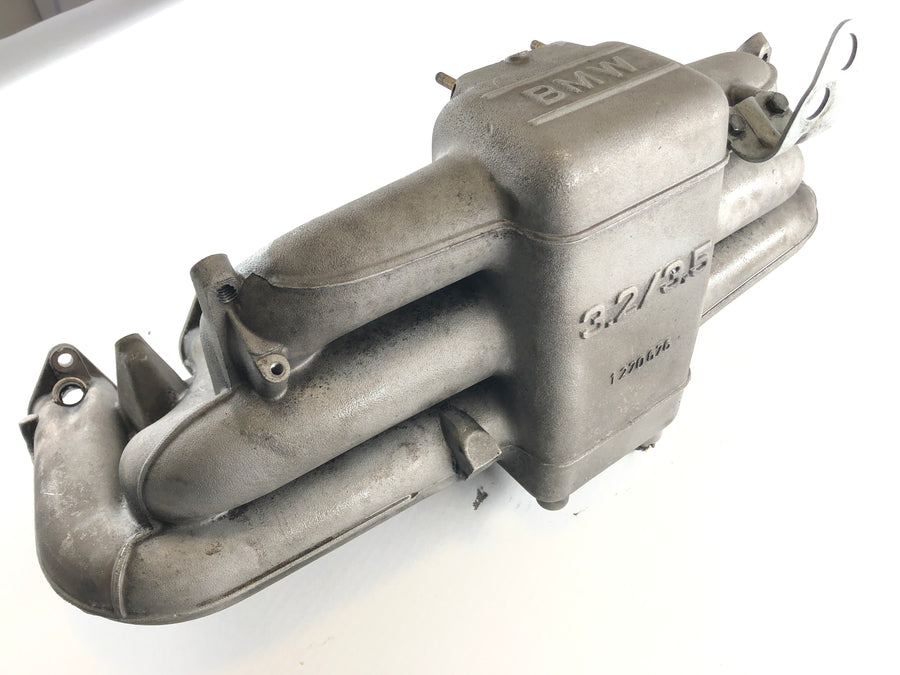 BMW M 535i E28 [1986] - Intake Bridge
