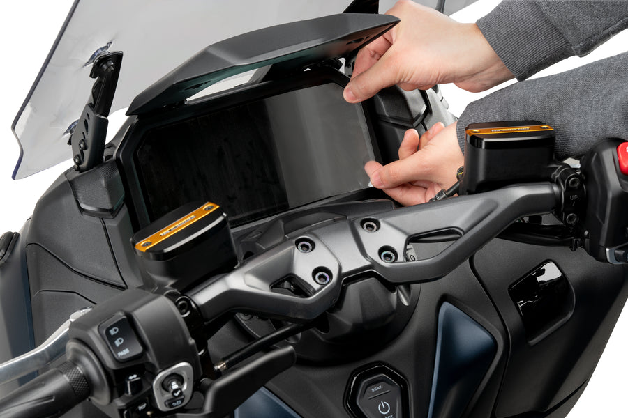 YAMAHA T-MAX 560 TECH MAX [2025] – Protector Dashboard – Gennemsigtig