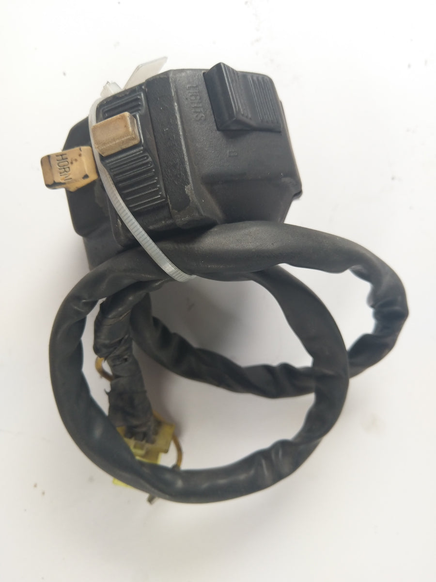 Suzuki DR 650 SP42B - Hornkontakthornindikator High Beam