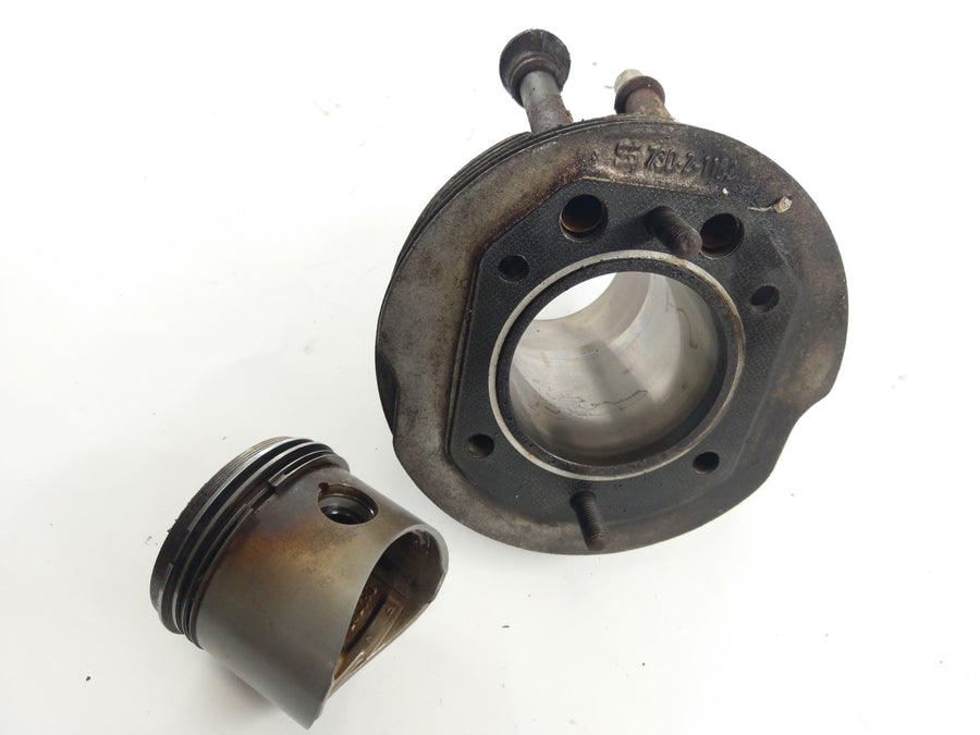 BMW R75/5 [1973] - Cylinder med stempler
