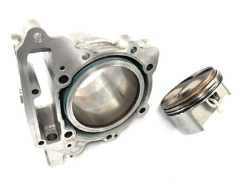 Aprilia RSV 1000 R [2004] - Cylinder med bageste stempel