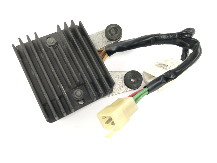 Honda CBR 600 RR PC37 [2004] - Spændingsregulator ensretter regulator