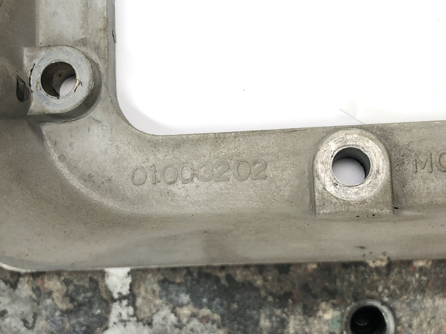 Moto Guzzi V11 Sport [1999] - Oliebakke spacer ramme oliepan spacer adapter plade