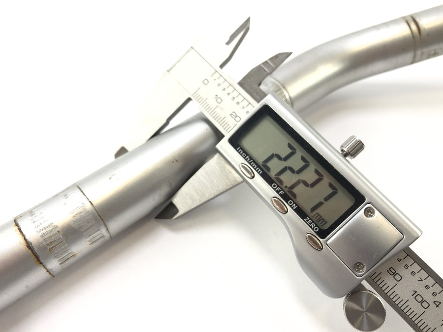 Yamaha DT 125 DE06 [2005] - Styret