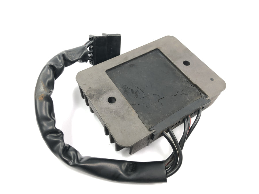 Triumph Bonneville T100 986MF [2012] - Spændingsregulator ensretterregulator