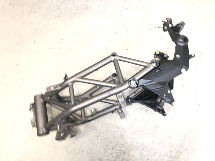Ducati Multistrada 1200 S Touring [2009] - Ramme hovedramme med papirer