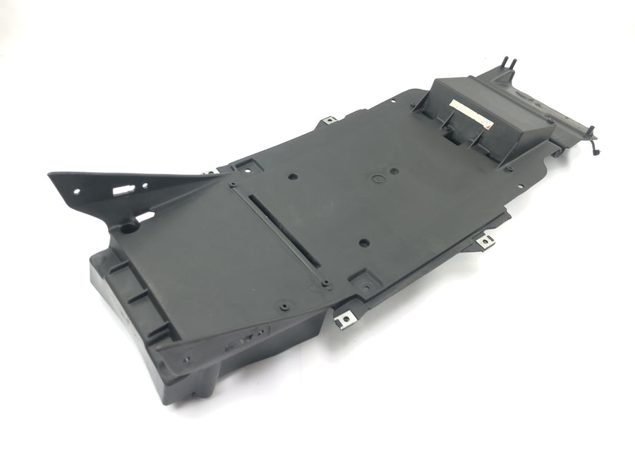 Aprilia Mille RSV 1000 ME [1999] - Bagerste underkonstruktion batteriboks underdel holder bagramme
