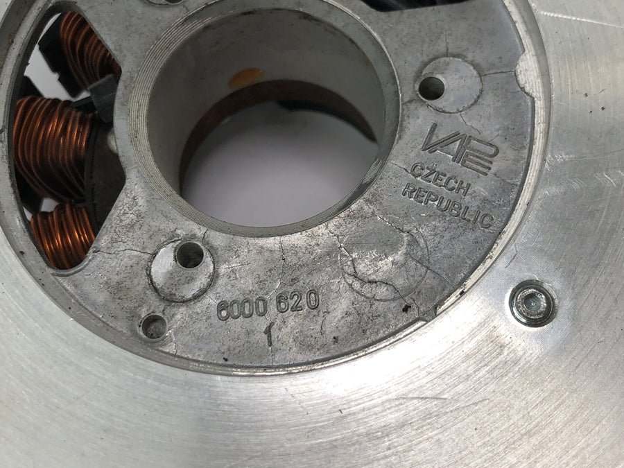 Yamaha XT 500 1U6 [1981] - Stator generator tænding bundplade generator lade stator