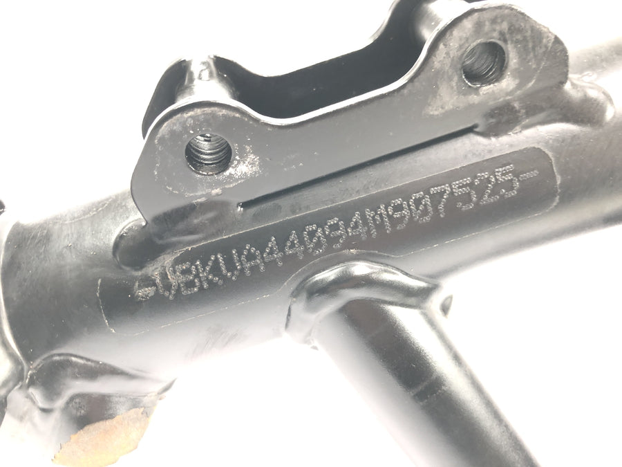 KTM 950 Adventure LC8 [2004] - Styrehovedramme med papirer