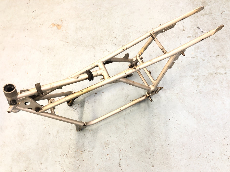 Moto Guzzi 850 Le Mans 3 VF [1986] - Frame med papirer