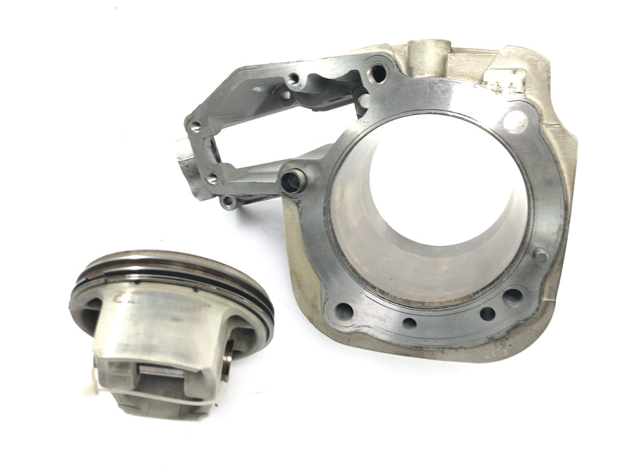 BMW R 1150 RS R22 [2003] - cylinder med stempel til højre