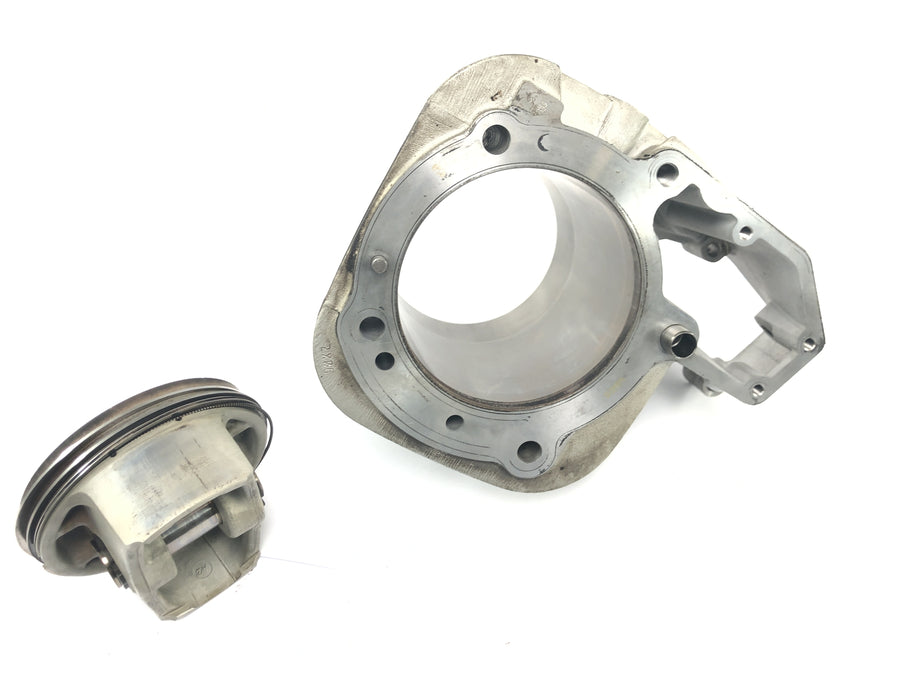 BMW R 1150 RS R22 [2003] - cylinder med stempel til venstre