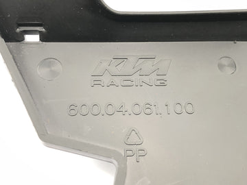 KTM 950 Adventure LC8 [2004] - Kædebeskytter bageste kædeafdækning - 0