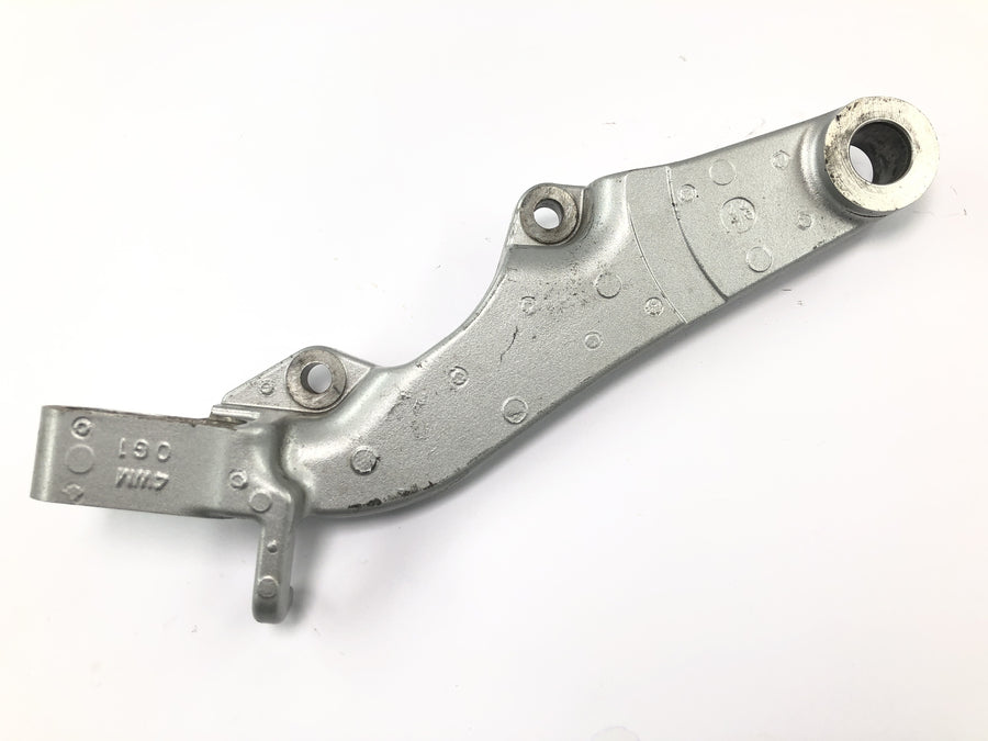 Yamaha XV 1600 Wild Star VP08 [2002] - Bagbremsecaliper montering bremsecaliper beslag