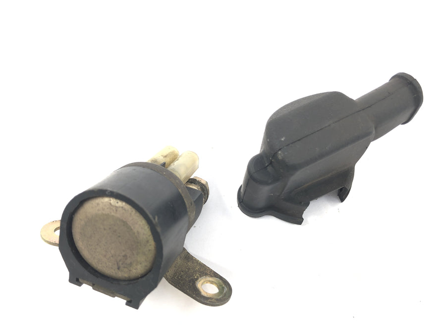 Suzuki GSX R 1100 GV73B [1990] - Starter Relay Relay Relay