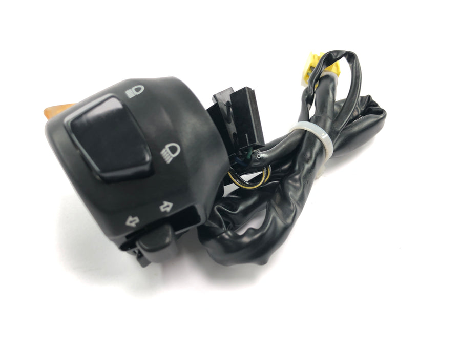 Suzuki GSX R 1000 WVBZ K3 [2003] - Styrkontakt venstre kontaktenhed lysindikatorhorn