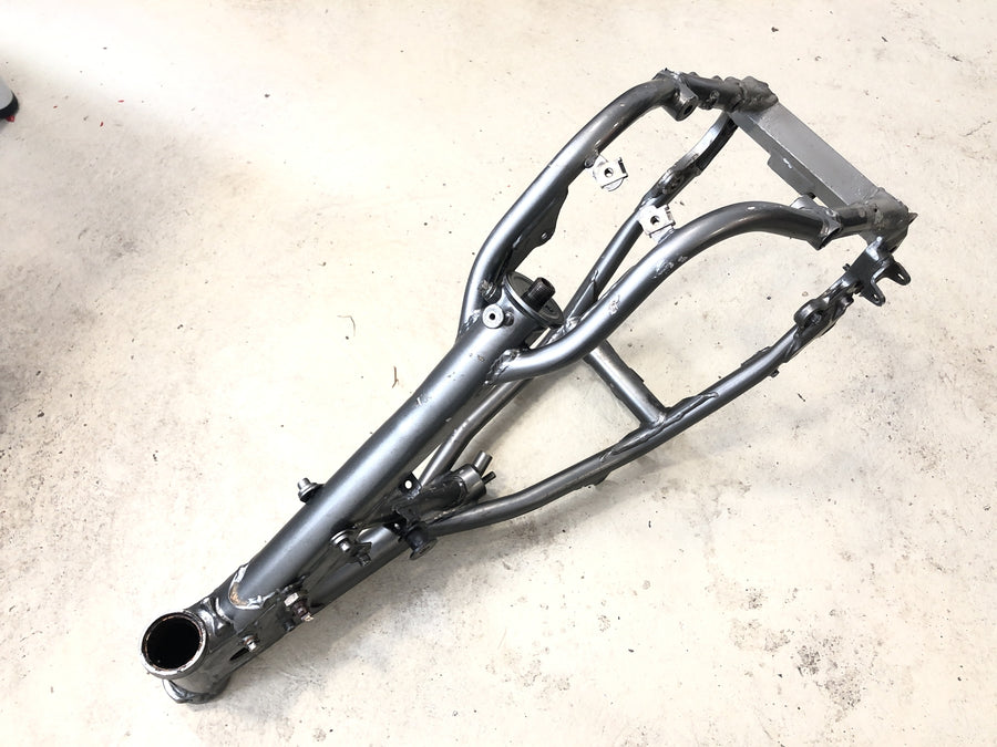 KTM LC4 Duke 620 E [1996] - Frame med papirer