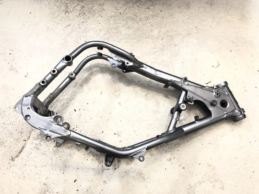 KTM LC4 Duke 620 E [1996] - Frame med papirer