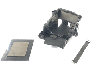 Yamaha XVS 650 Drag Star VM02 [1998] - Batteri Cover Battery Box