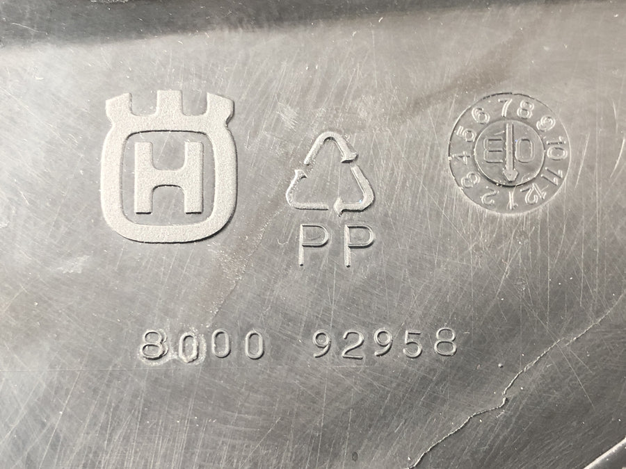 Husqvarna TE 610 H6 8AE [TE 570 H7] - Sidepanel bagpanel sidedæksel højre