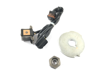 Kawasaki ZRX 1200 S ZRT20A [2001] - Tændingsimpulsgenerator pickup sensor impulshjulmøtrik