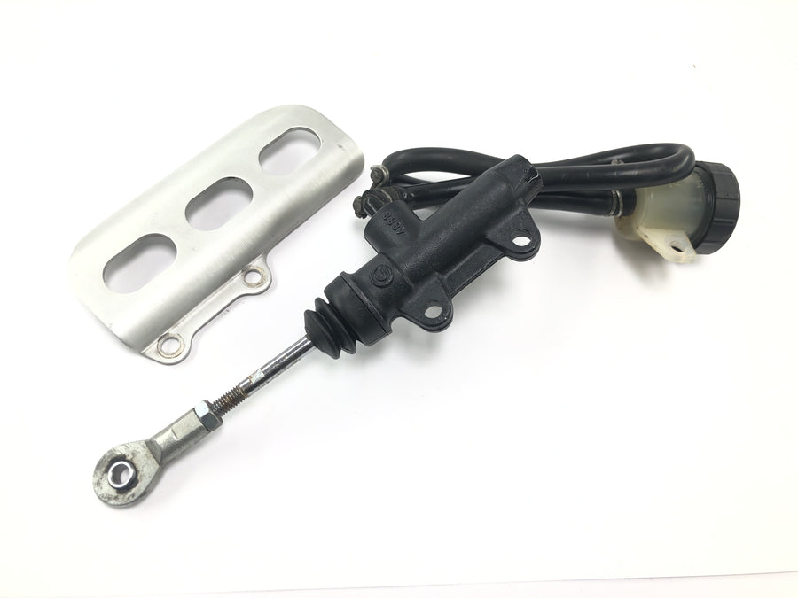 Moto Guzzi V11 Sport [1999] - Bagbremsepumpe baghjulsbremsecylinder