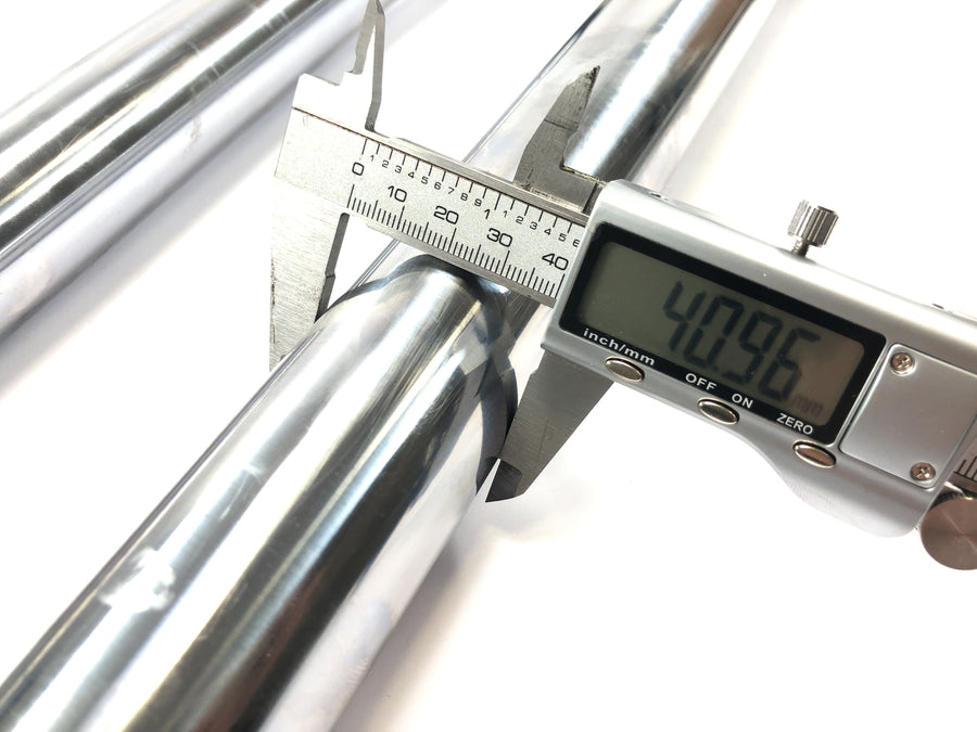 Suzuki GSX R 1100 GU74C [1987] - Teleskopgaffel forgaffel med aksel 41 mm