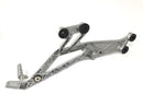 Ducati Monster M600 [1995] - Fodstøttesystemet Venstre fodstøtter førerpassager-5